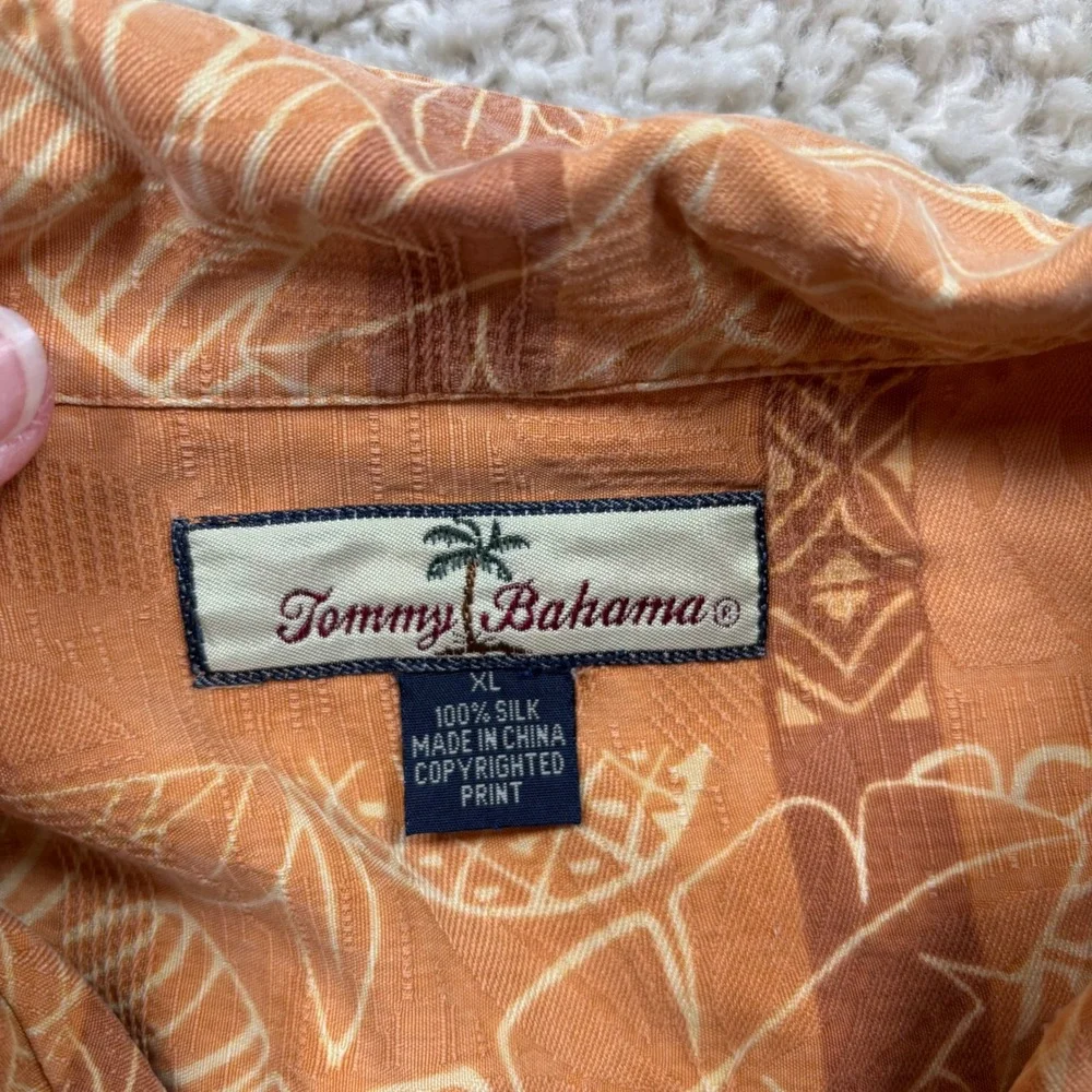 Tommy Bahama Silk Camp‎ Shirt Mens XL Orange Excellent Tropical Leaf Jacquard
